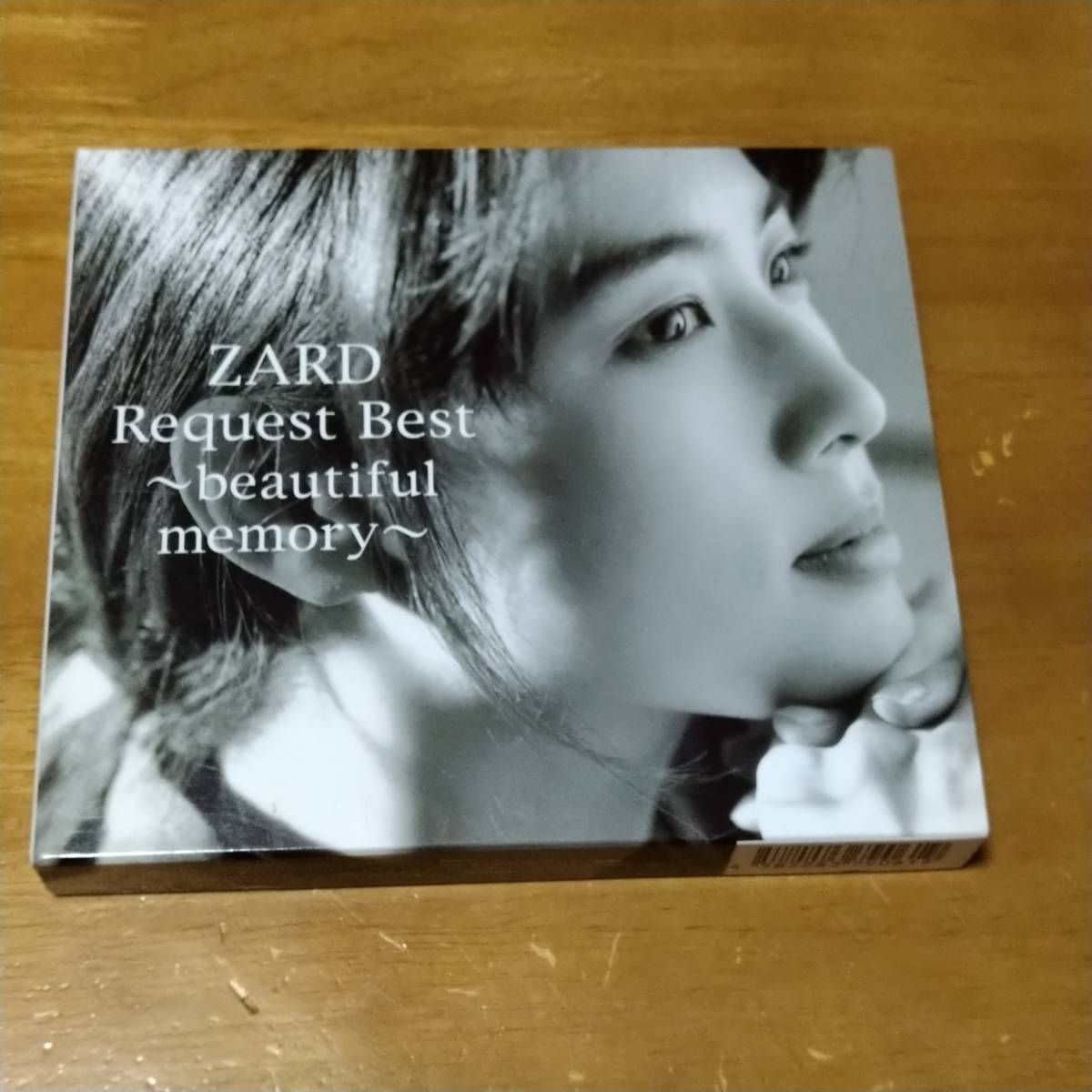 ZARD　　　/　　　REQUEST　BEST　～　BEAUTIFUL　MEMORY　～　　　DVD付　　　　_画像1