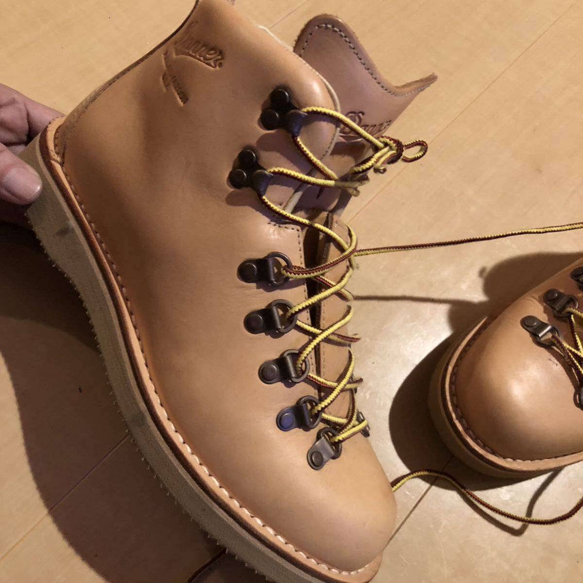 STUMPTOWN別注 ヌメ革 Danner ダナー マウンテンライト サイズ8インチ 26センチ 1〜2回のみ着用 程度良　_画像6