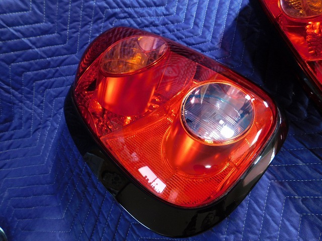 TC80◎　BMW　MINI　ミニ　ZA16　R60　黒リム　テールランプ　左右　LED入り　9808154-01　9808153-01_画像2