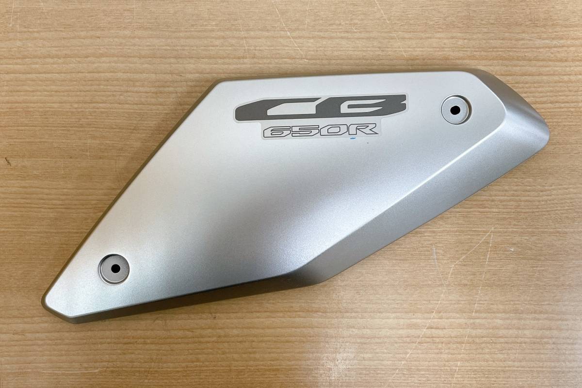 ★未使用【HONDA◆ホンダ CB650R シュラウド サイドカバー 左右 銀】オートバイ /パーツ /純正 /バイク 部品 /S512-417