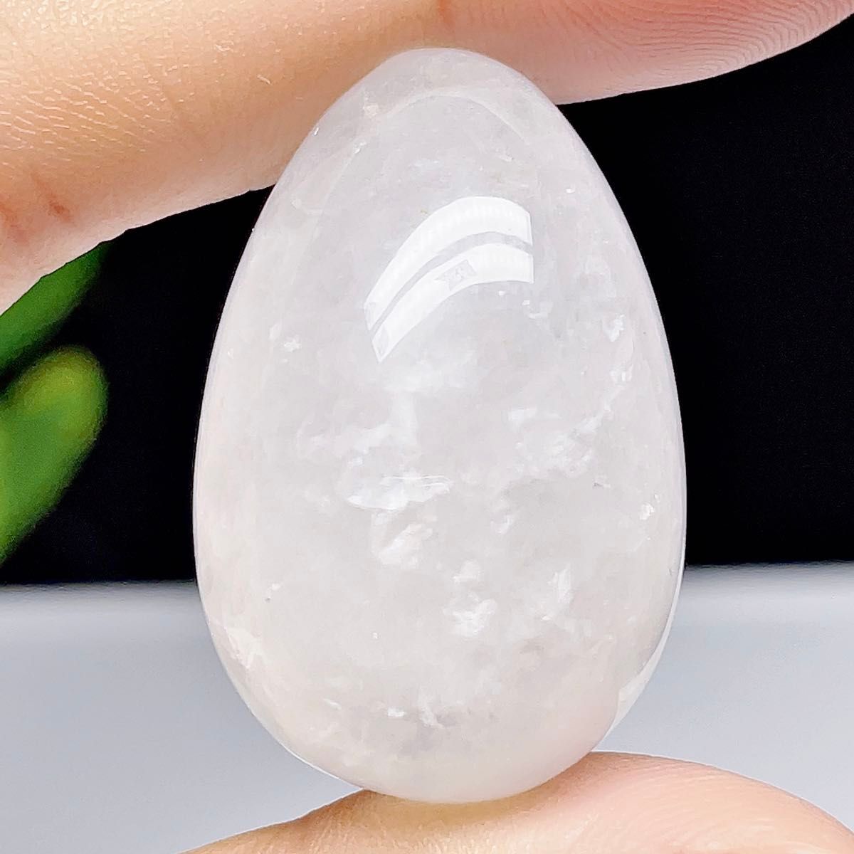 【超美品】 水晶　ロッククリスタル　玉子　卵型　エッグ　置物　天然石　74