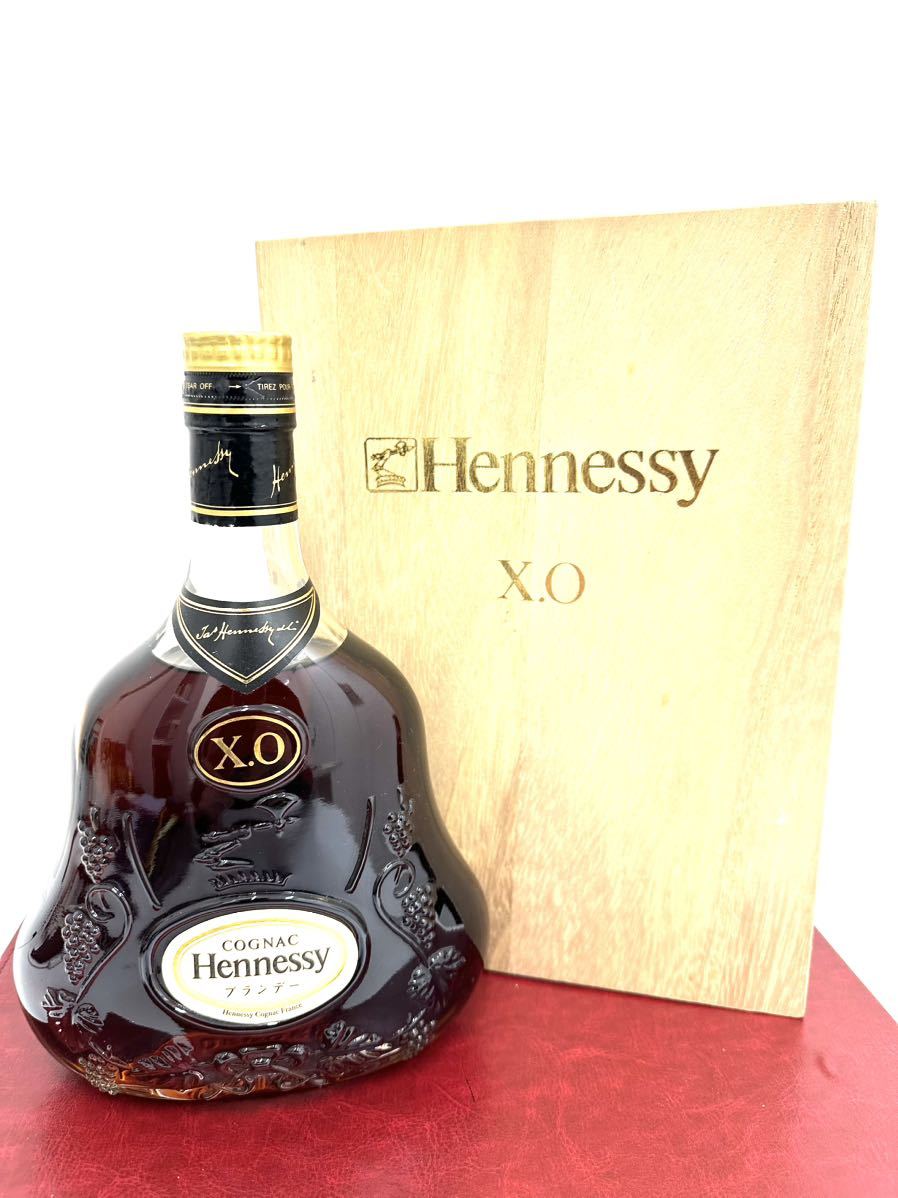 Hennessy XO ヘネシー　金キャップ　ブランデー クリアボトル　700ml 40% 木箱入り_画像2