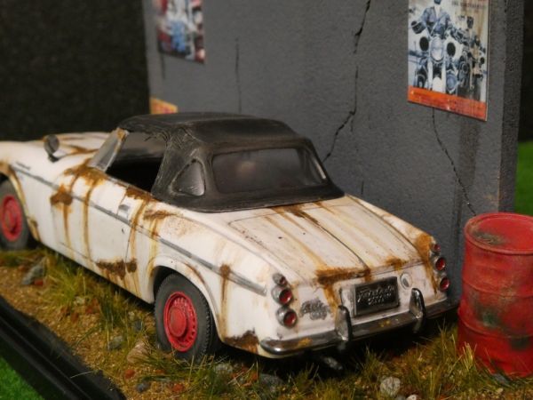 昭和レトロ 1/32 DATSUN フェアレディ 2000GT 情景ジオラマ完成品 ケース付_画像7