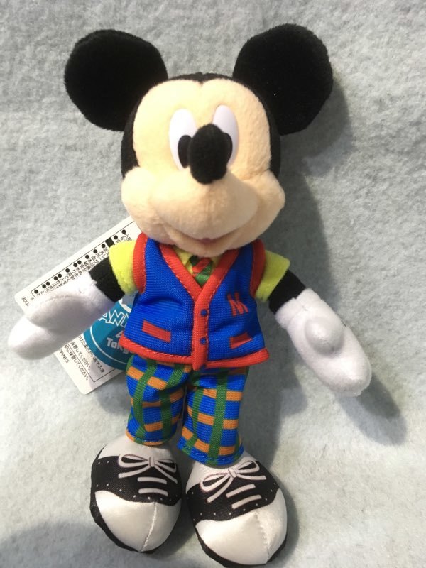 東京ディズニーランド　34周年　ミッキーマウス　ぬいぐるみバッジ　新品_画像1