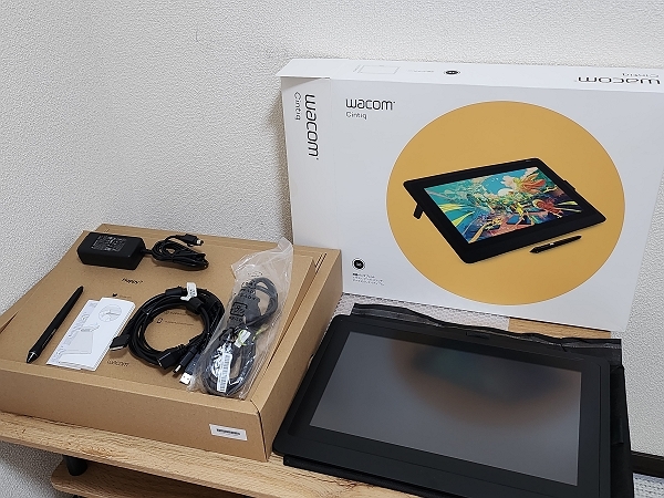 ★Wacom Cintiq 16 FHD 液晶ペンタブレット DTK1660K1D(DTK1660K0D)★_画像1