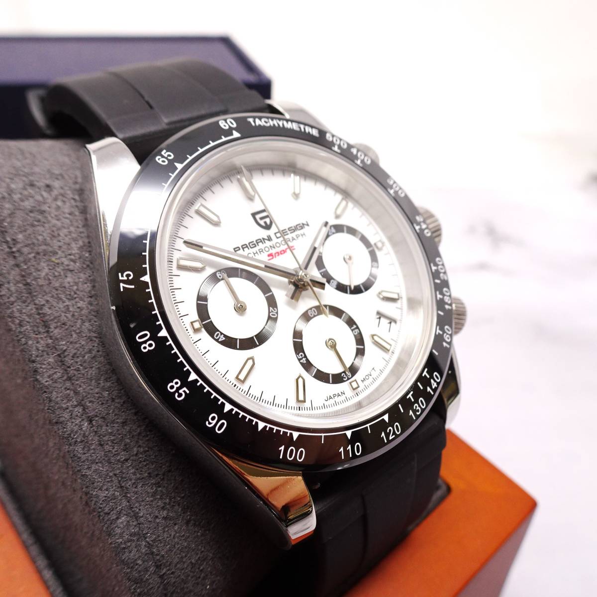送料無料・新品・パガーニデザイン・メンズ・セイコー製VK63クロノグラフクオーツ式腕時計 ・ラバーストラップ・ホワイト文字盤モデル_画像5