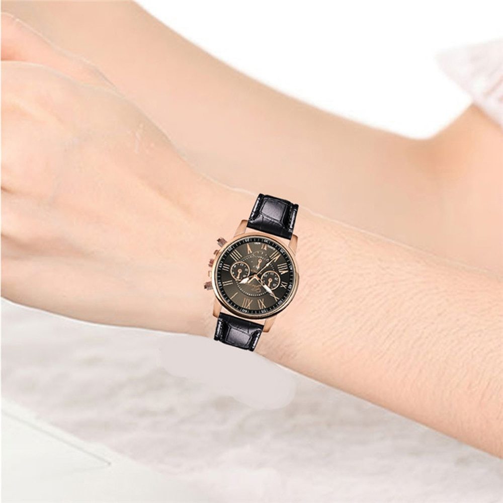 メンズ腕時計 ブラック レザーバンド 新品 未使用 アナログ クォーツ 3針 クロノグラフデザイン 黒色文字盤 カジュアル ファッション_画像3