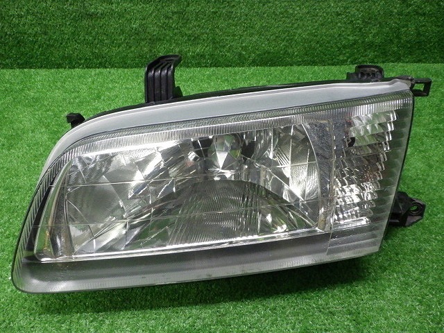  Nissan FB15 FNB15 Sunny latter term left head light halogen 1602 4 240109057