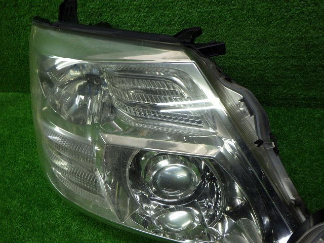 トヨタ　10系　アルファード　後期　ヘッドライト　左右　HID　58-16　6　240122026_画像5