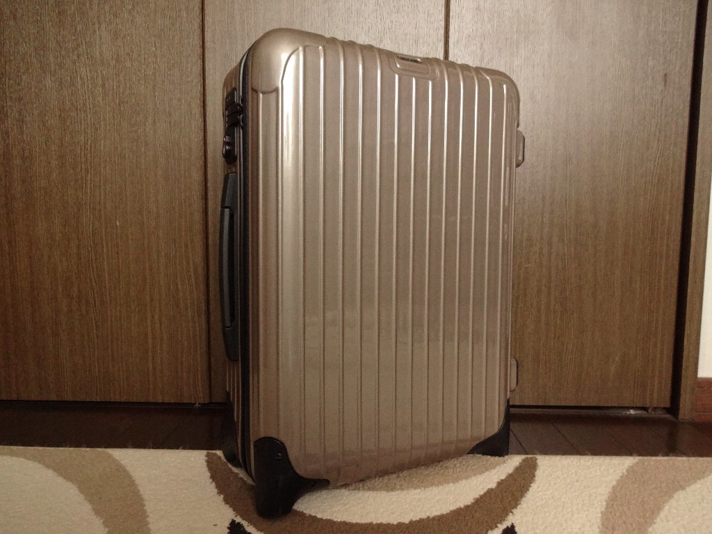 [ Rimowa RIMOWA] salsa (SALSA) 810.52 Pro seko Japan limitated model machine inside bring-your-own size * beautiful goods!!*