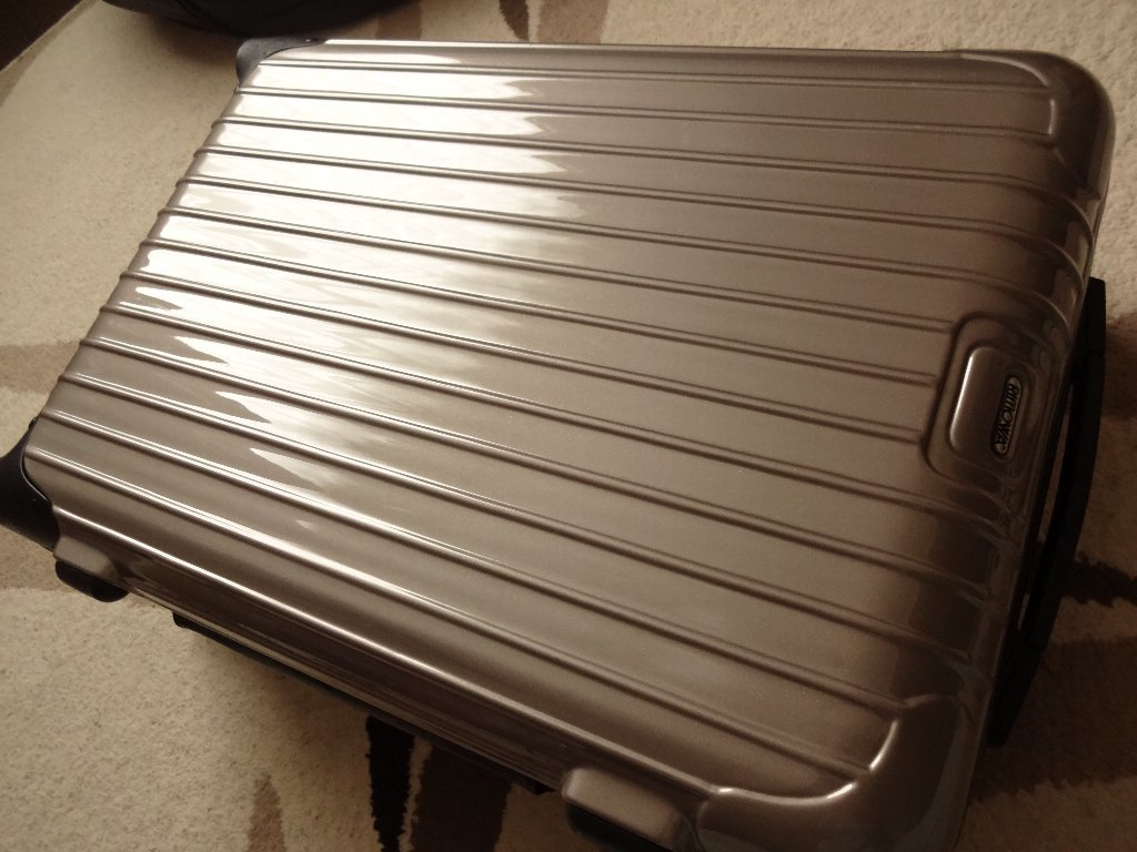 [ Rimowa RIMOWA] salsa (SALSA) 810.52 Pro seko Japan limitated model machine inside bring-your-own size * beautiful goods!!*