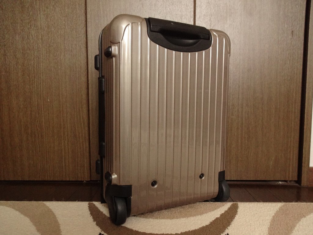 [ Rimowa RIMOWA] salsa (SALSA) 810.52 Pro seko Japan limitated model machine inside bring-your-own size * beautiful goods!!*