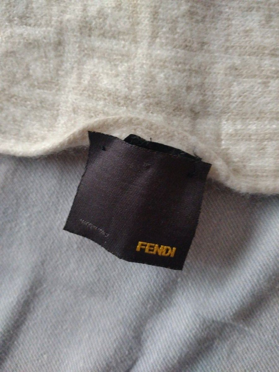 FENDI フェンディ ズッカ柄 マフラー　ウールカシミヤ混