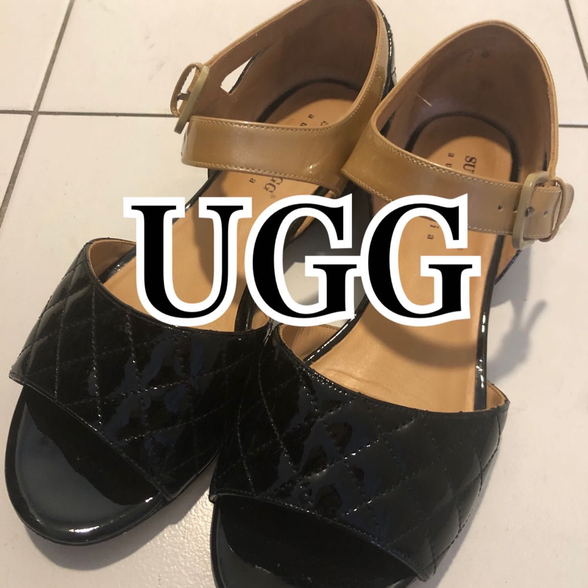 Suttons UGG 【オーストラリア限定】レザー ストラップ サンダル 黒 アグー 靴 美品