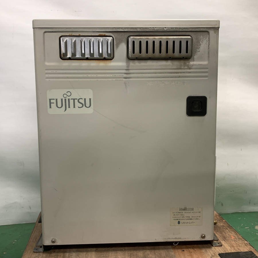 FUJITSU 富士通 KB-64PS 温水ルームヒーター用室外機 2005年製＊ジャンク品_画像2