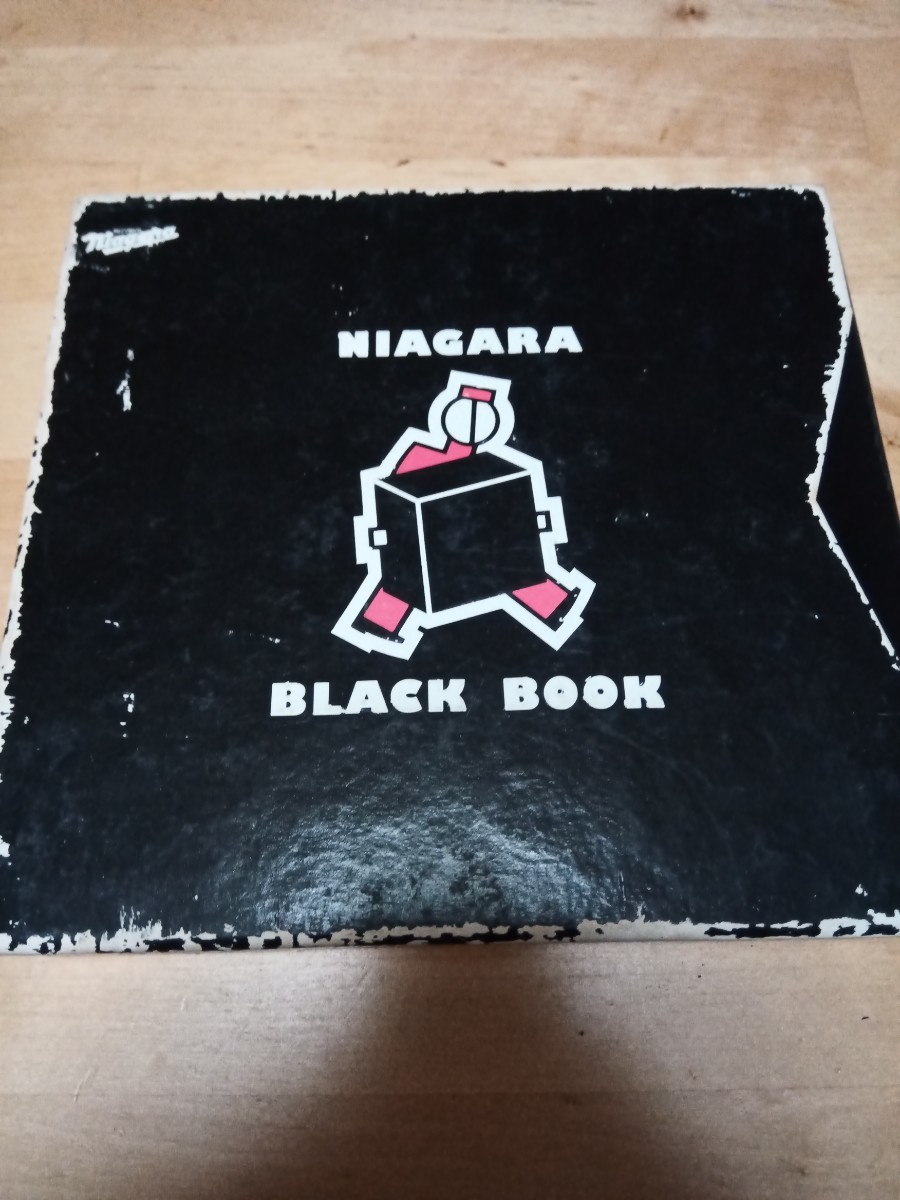 【送料無料】大滝詠一 CD4枚組ボックス NIAGARA BLACK BOOK ナイアガラ　シリア・ポール　多羅尾伴内　大瀧詠一　山下達郎　大貫妙子_画像3