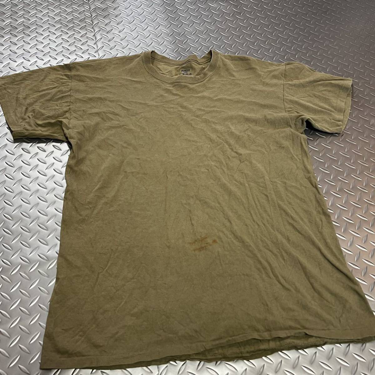 米軍放出品 Tシャツ　DUKE サバゲー　OD LARGE トレーニング　ランニング　 (INV B#06)_画像1