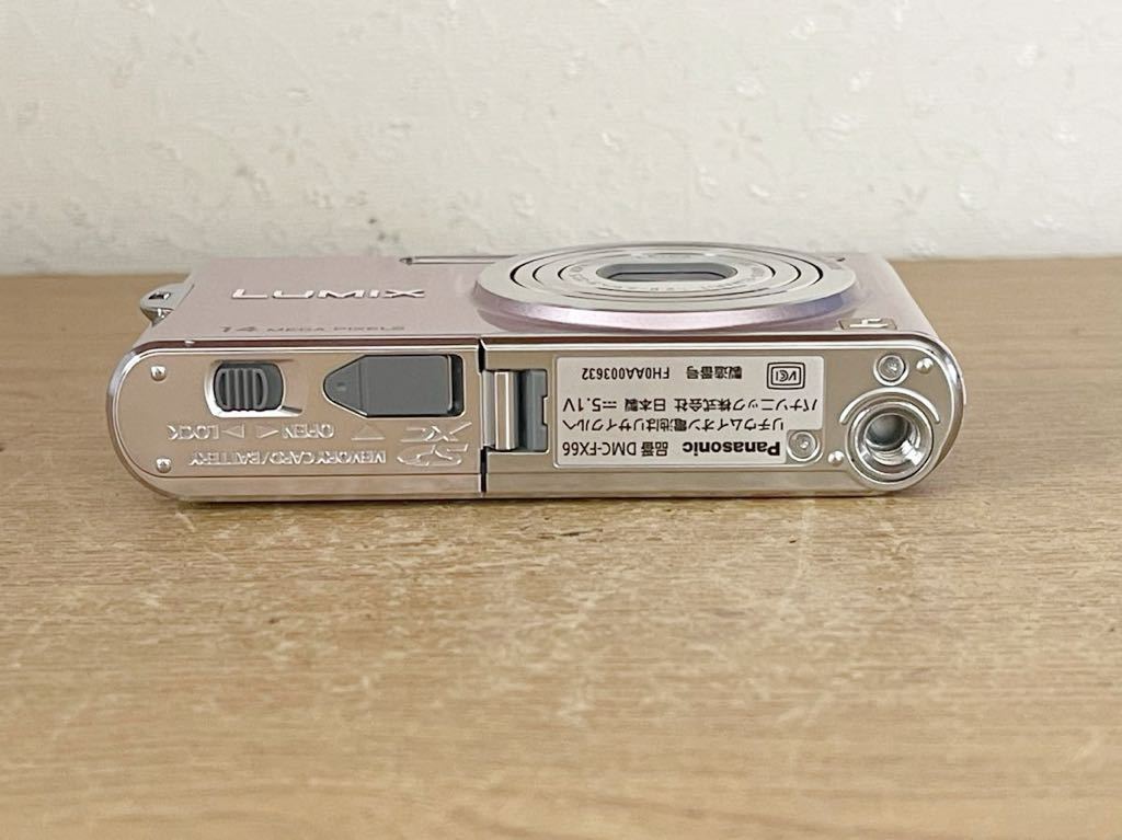 【ジャンク】No、10 Panasonic LUMIX DMC-FX66 デジタルカメラ 14MEGA PIXELS POWER 0.1s/25mm WTDE 動作未確認　現状渡し　本体のみ_画像4