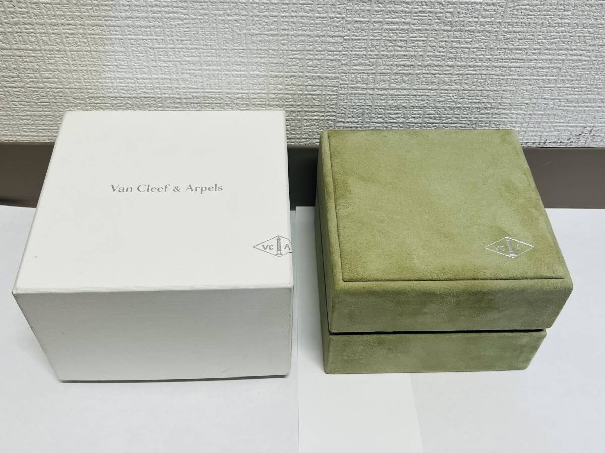 ★【空箱】ヴァンクリーフ＆アーペル Van Cleef&Arpels　時計　箱　現状品　※福岡県からゆうパック60サイズにて発送_画像1