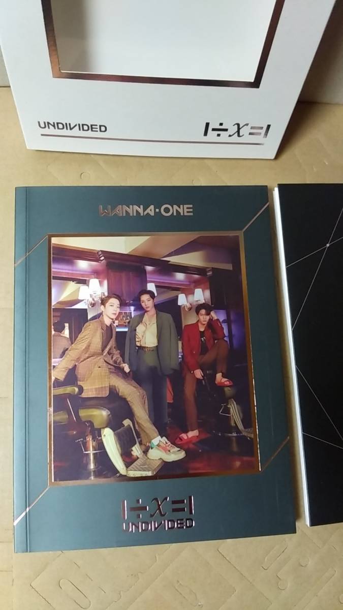 CD/韓国、K-POP、男性アイドル　WANNA・ONE / UNDIVIDED　2018年　中古　ワナワン_画像3