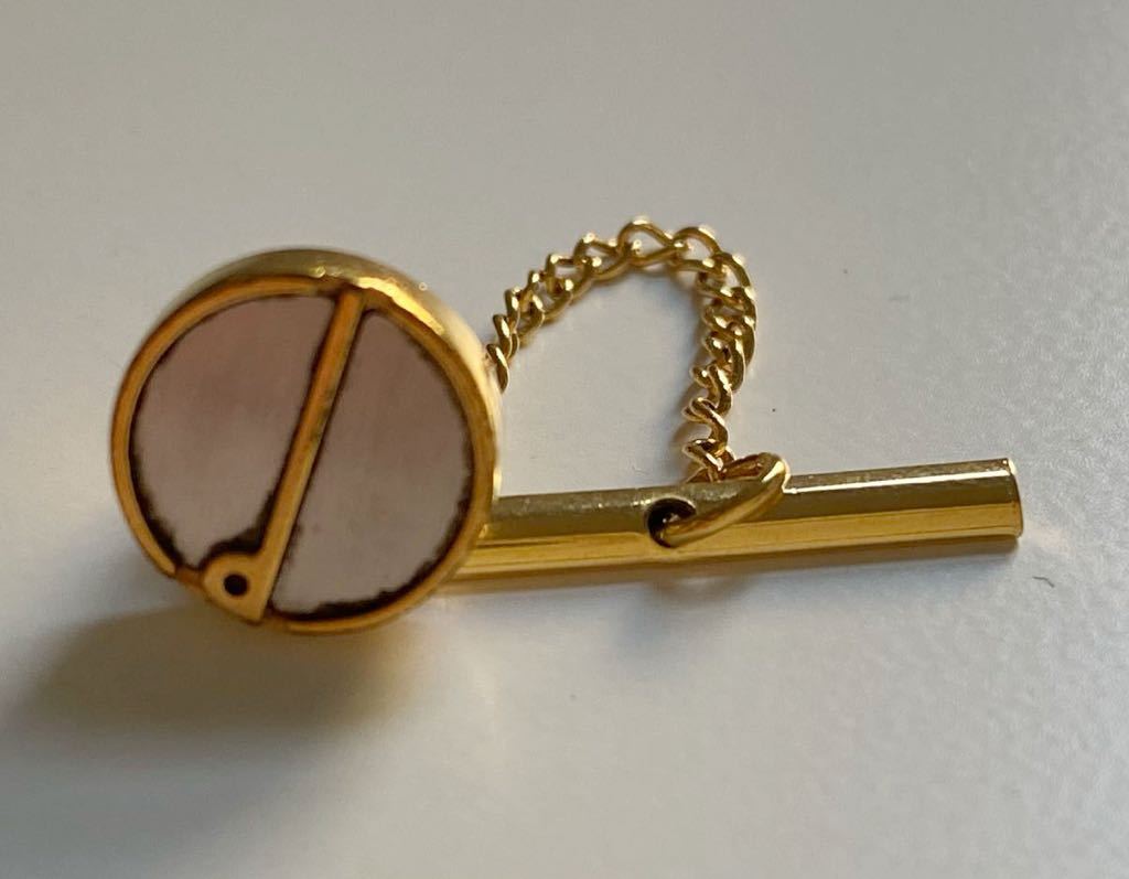 B4A020* Dunhill dunhill metal material silver × Gold color Logo d Logo tie tack necktie pin 