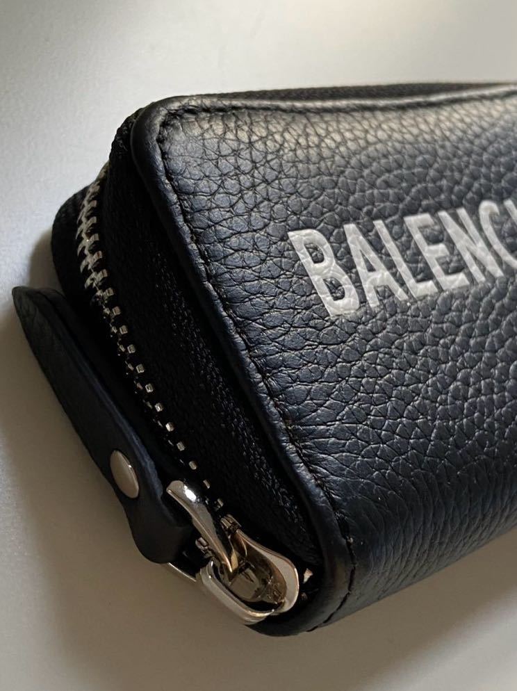 B4A075◆ バレンシアガ BALENCIAGA 本革レザー ブラック色 ロゴ ラウンドファスナー開閉 小銭入れ コインケース_画像7