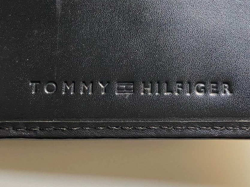 B4A026◆ トミーヒルフィガー TOMMY HILFIGER 本革レザー ブラック色 ロゴ 小銭入れなし 札入れ 二つ折り財布の画像10