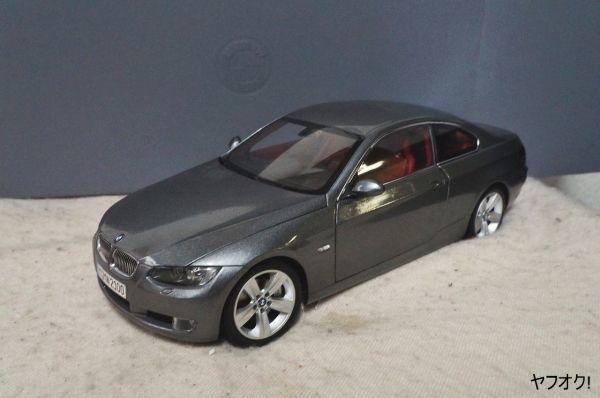 BMW 3シリーズ クーペ E92 1/18 ミニカー 京商 グレイ_画像1