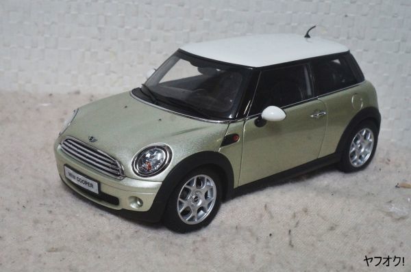 京商 ミニクーパー 1/18 ミニカー MINI COOPER