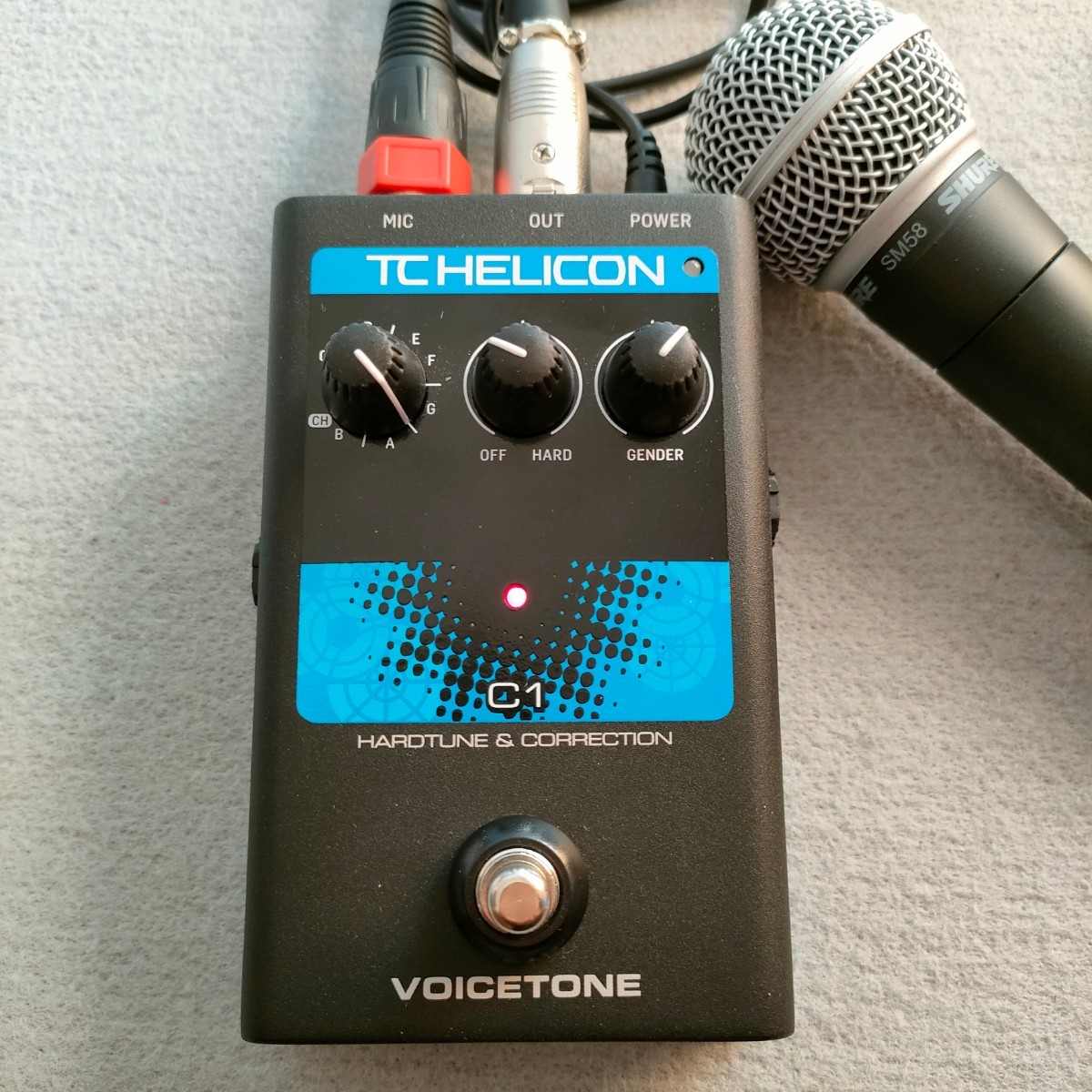 【送料無料/即決】 TC HELICON VOICETONE C1 ボーカル エフェクター　　　　　　　　　　　　　　　　　M561e2-0043_画像2