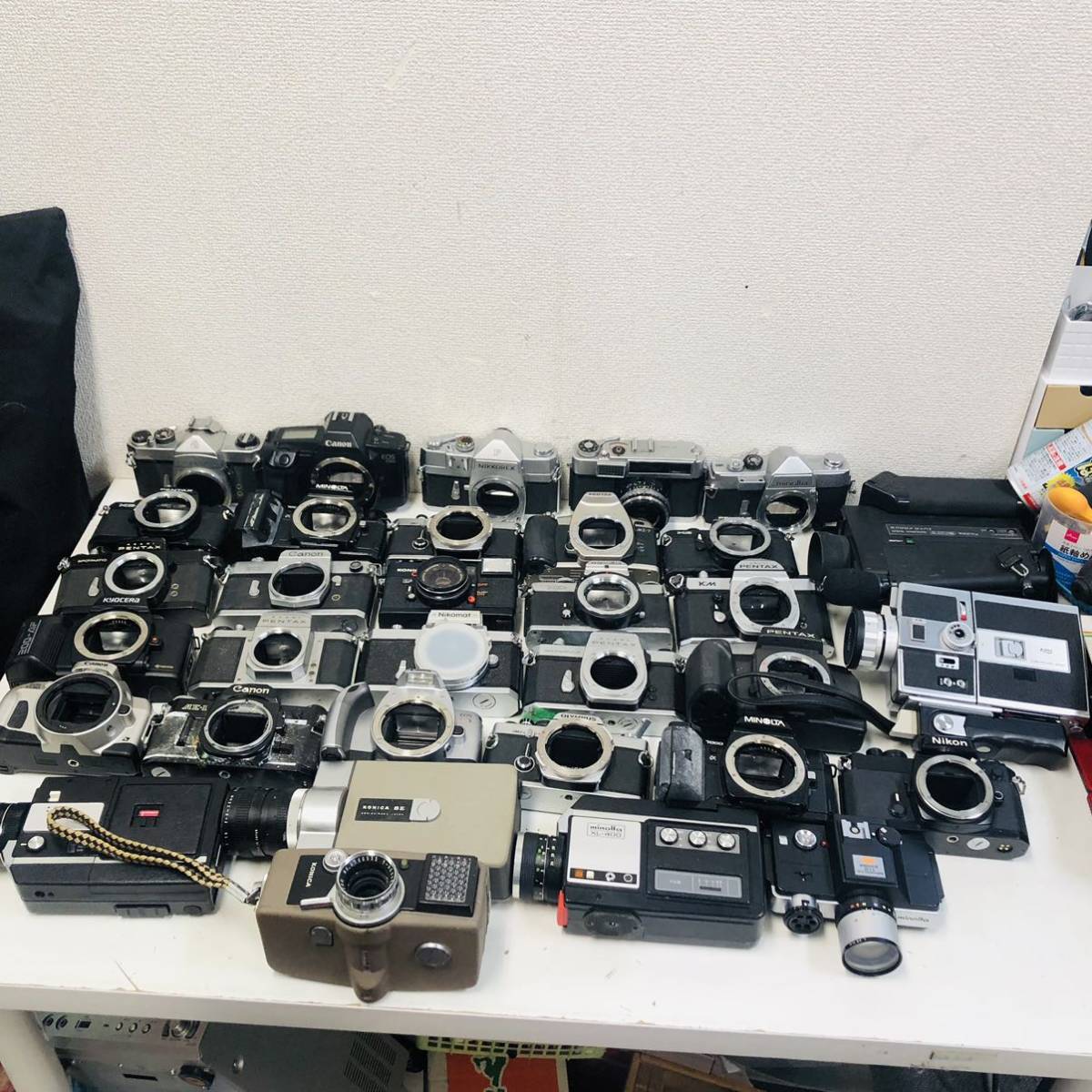 【まとめ売り】フィルムカメラ 一眼レフ 8mmカメラ ボディまとめ Nikon Canon PENTAX OLYMPUS 等々 33個以上 NN8872_画像1