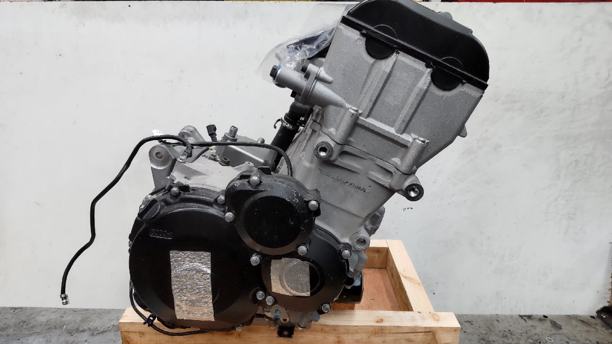 A925 GSX-R1000 GT77A エンジン 始動確認済 GSXR1000 コンペ レース仕様車 ◎の画像1