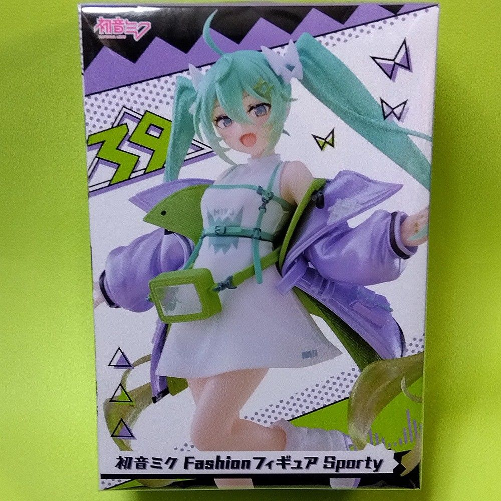 【初音ミク】　Fashion フィギュア Sporty　通常＆タイクレ限定　2体セット　[未開封品]