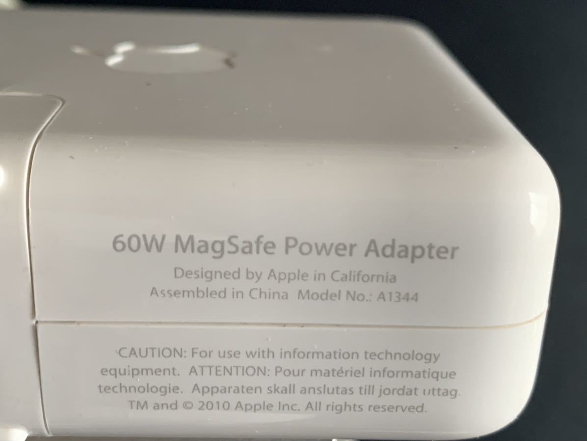 Apple MacBook Pro 60W MagSafe AC アダプタ A1344 16.5V~3.65A + 延長コード A1278 A1286 A1297_画像2
