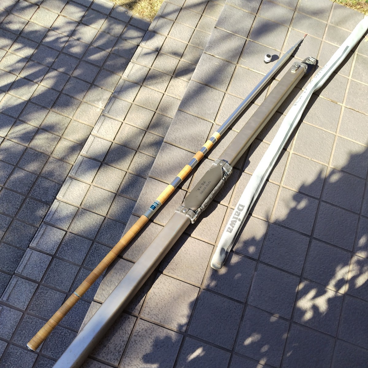 5500円 鮎竿DAIWA VS 銀影 競技 プロ T 中硬硬 95 DAIWA (中古 5500円 鮎竿DAIWA VS 銀影 競技 プロ T 中硬硬 95 DAIWA (中古
