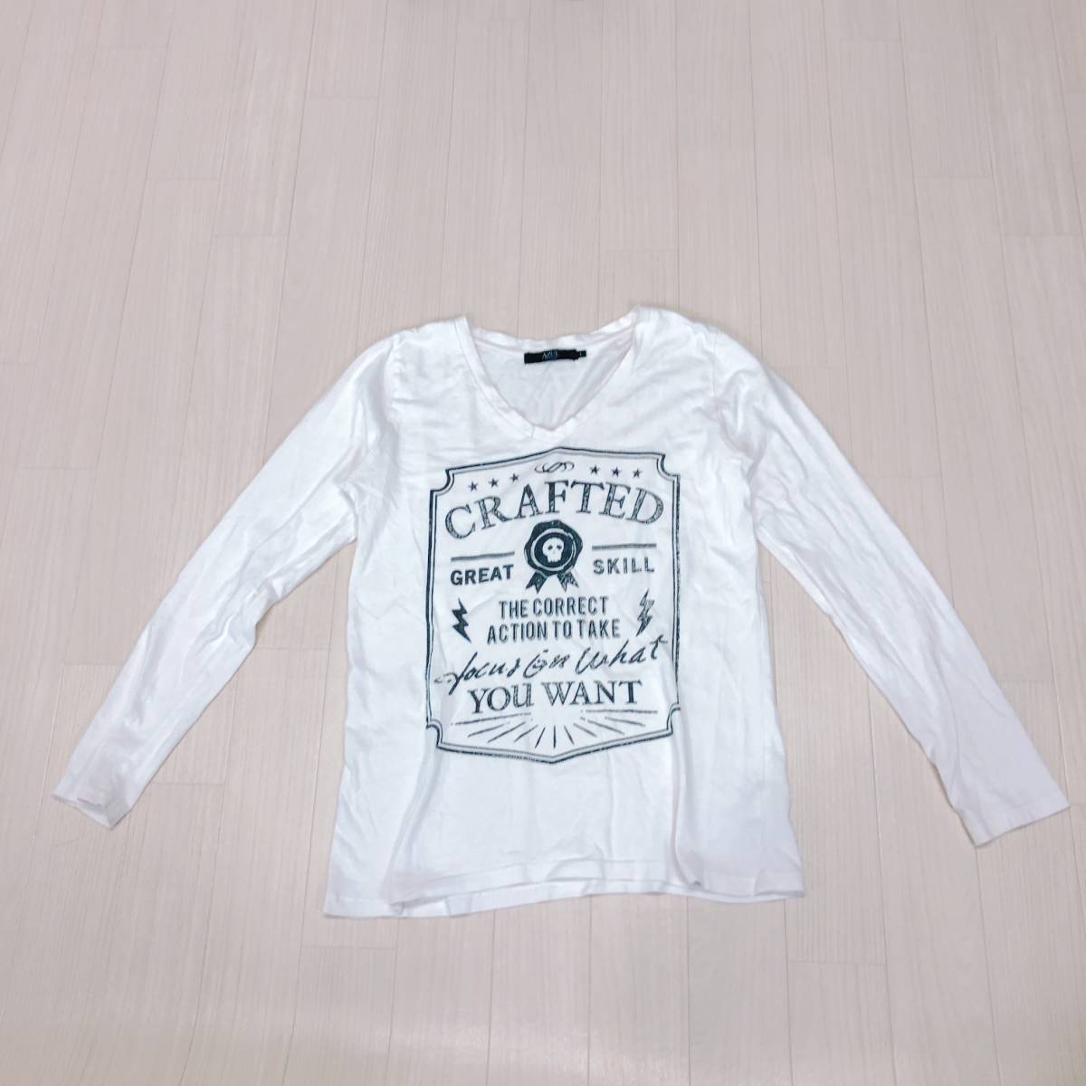 X295 AZUL by moussy アズールバイマウジー レディース トップス Tシャツ 長袖 Lサイズ ホワイト 白 ブラック 黒 英字プリント 綿100%_画像6