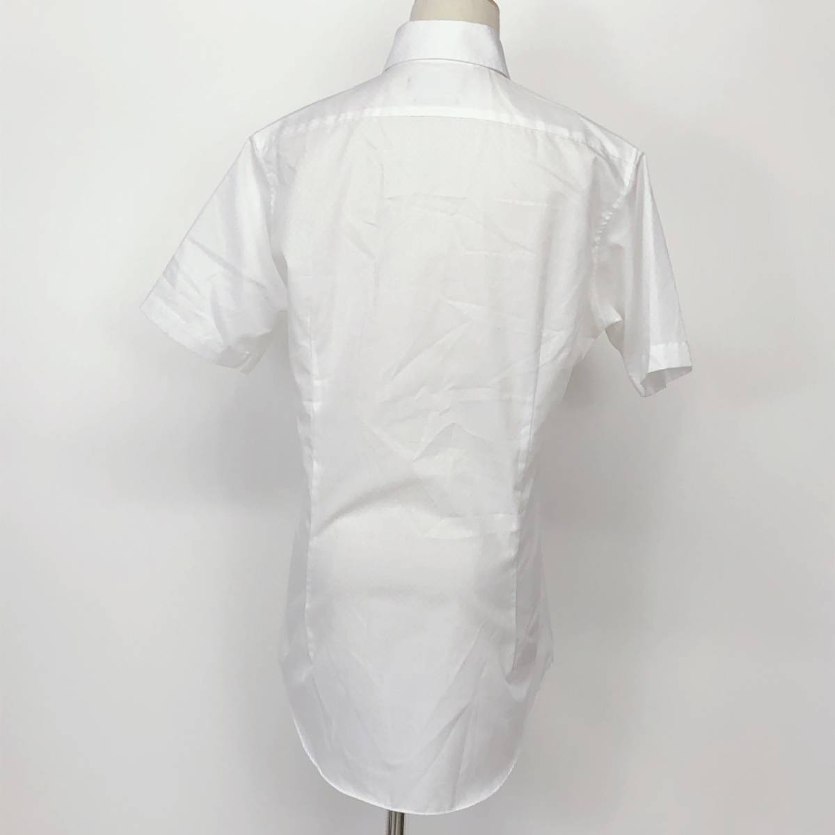 X348 hiromichinakano ヒロミチナカノ メンズ トップス シャツ 半袖 ホワイト 白 綿素材含 シンプル 上品 オフィススタイリッシュルックの画像3