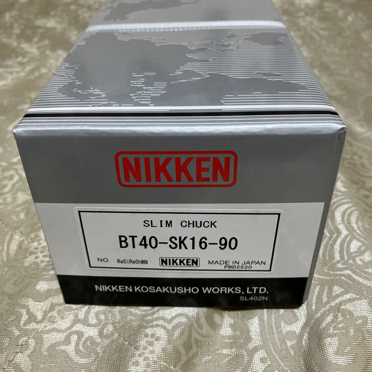 日研 スリムチャック BT40-SK16-90 未使用未開封②