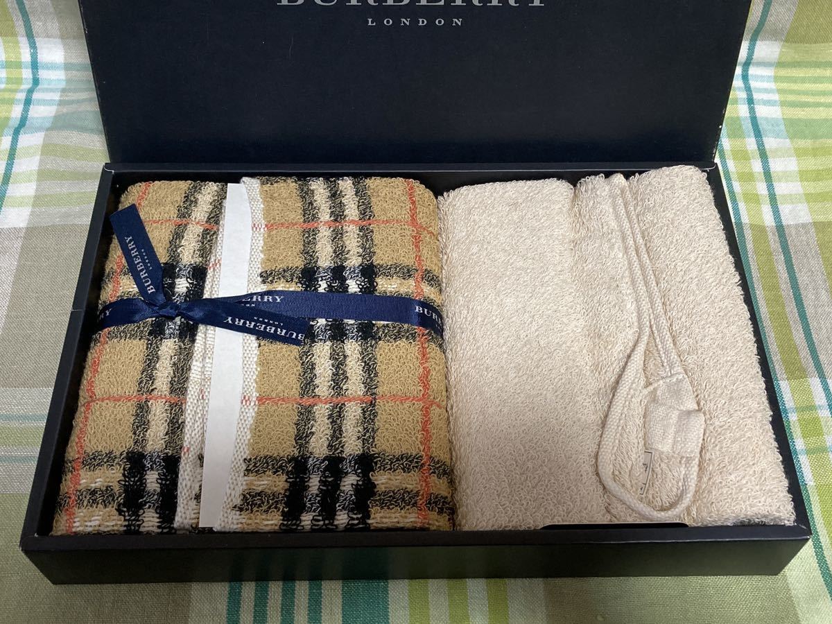 ★BURBERRY バーバリー★フェイスタオル　ウォッシュタオル 2枚セット　ベージュ ノバチェック 綿100％ 箱付き 西川産業　保管未使用品_画像5