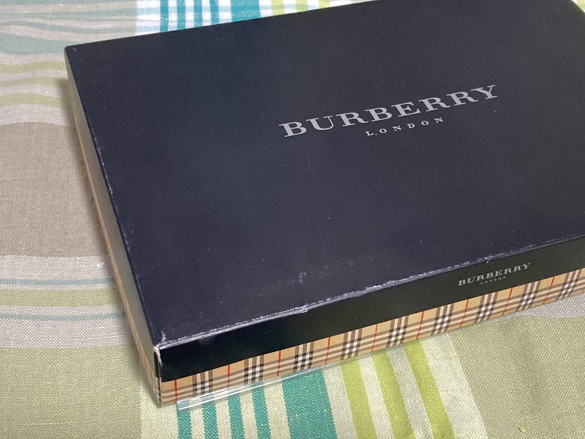 ★BURBERRY バーバリー★フェイスタオル　ウォッシュタオル 2枚セット　ベージュ ノバチェック 綿100％ 箱付き 西川産業　保管未使用品_画像7