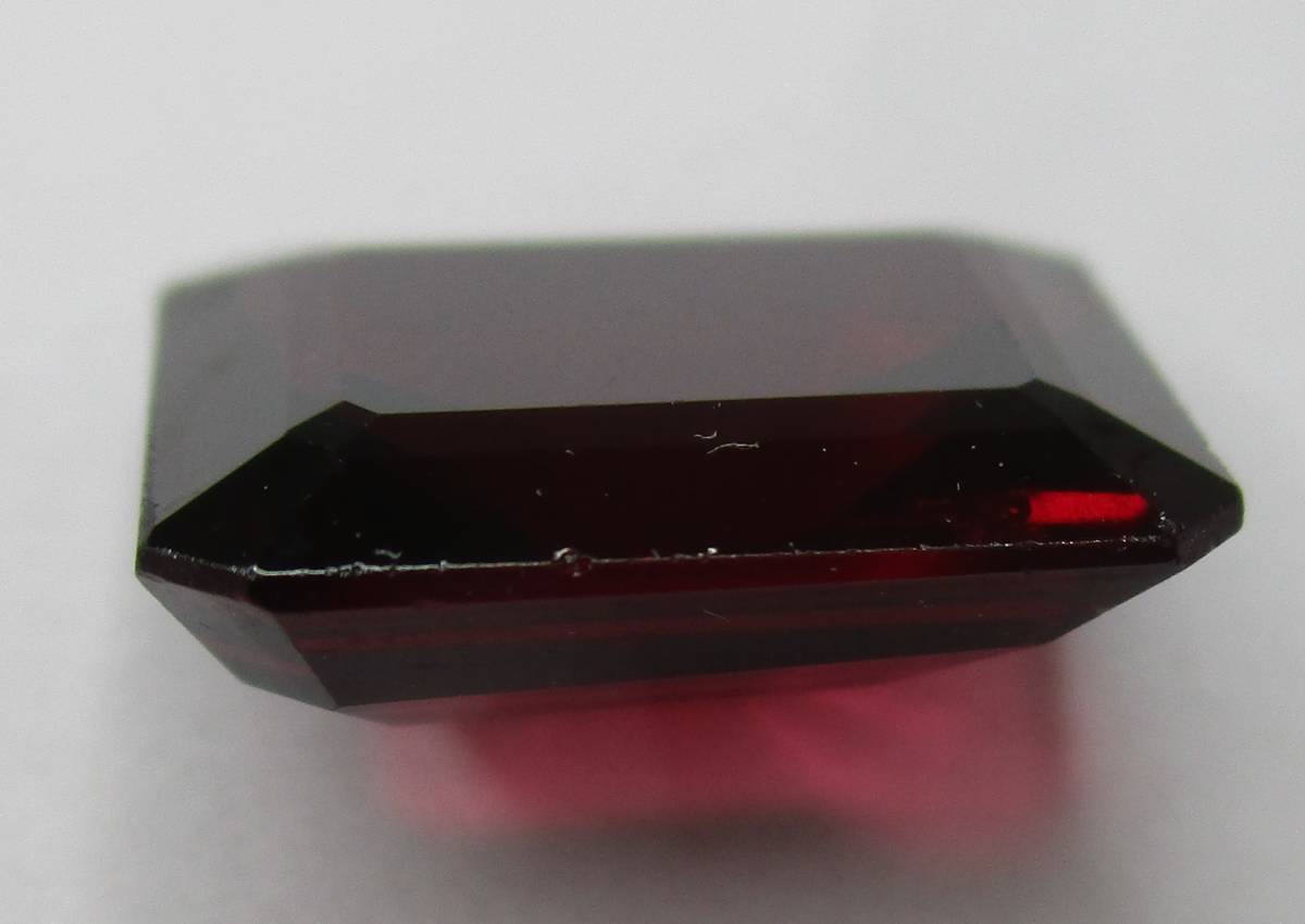 J-254　ガーネット　エメラルドカット　ルース　宝石　6.65ct 　_画像6