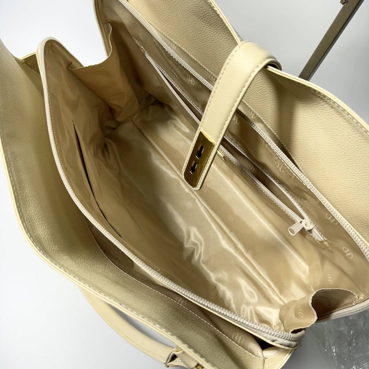 《極美品 未使用級》HAMANO 濱野皮革工藝 ハマノ トートバッグ ハンドバッグ グレースディライト アイボリー ホワイト レザー A4可