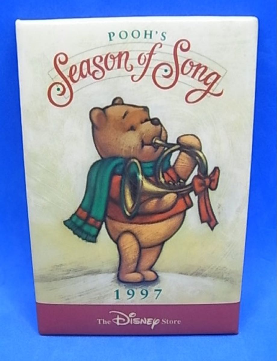 1997年　ディズニーストア限定　くまのプーさん　スクエア バッジ　バッチ　クリスマス　非売品