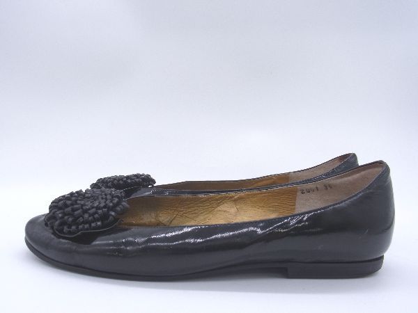 BALENCIAGA バレンシアガ パテントレザー フラワーモチーフ 表記サイズ 36 (約24.5cm) パンプス 靴 シューズ ブラック系 DD4257_画像2