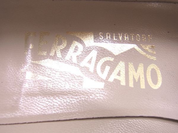 Salvatore Ferragamo フェラガモ レザー ヒール パンプス 表記サイズ7 (約24.5cm) 靴 シューズ レディース ダークブラウン系 DD1274_画像5