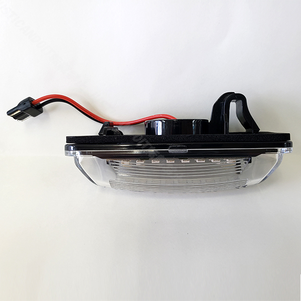 [N7] Legacy B4 BN9 BMG BMM BM9 / Legacy Outback BS9 / Forester SK5 SK9 SJ5 SKE SJG LED подсветка номера лицензия лампа 