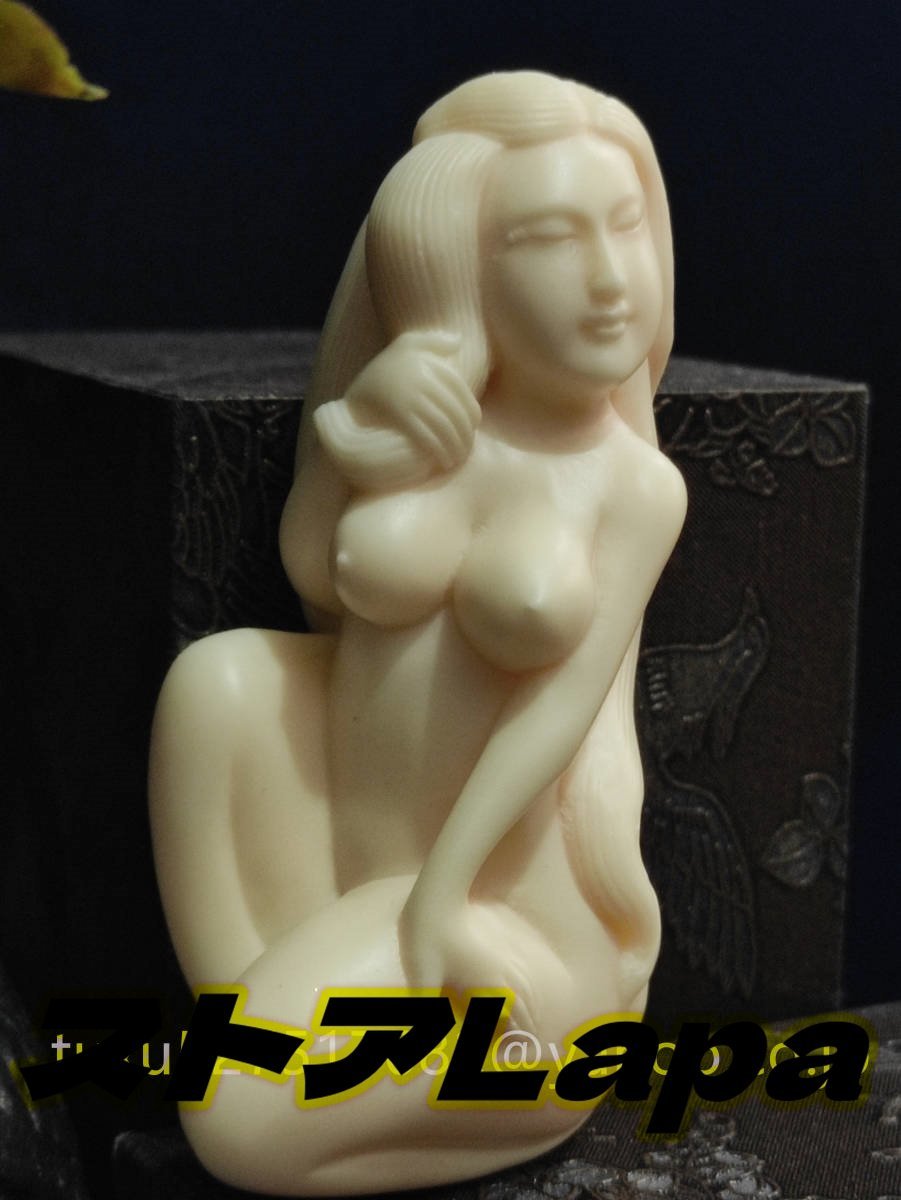 極上品　精密細工　裸女　置物　精密彫刻　美術工芸品_画像2