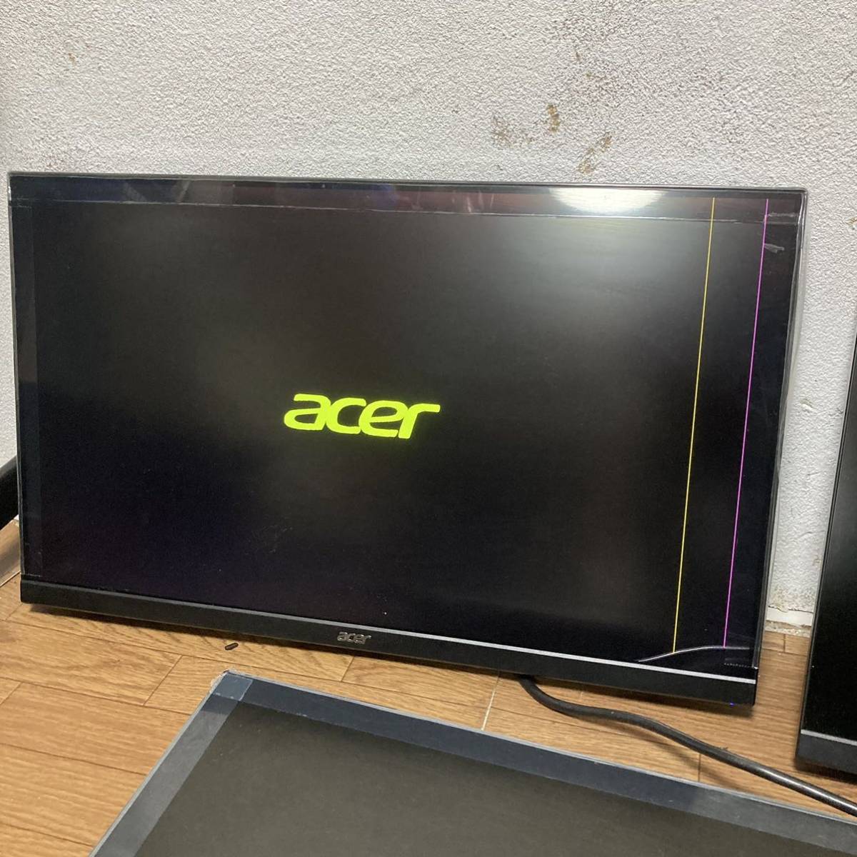 ジャンク画面割れスタンド電源ケーブル無し　acer 液晶ディスプレイ モニター　 ゲーミング HDMI端子有り　3台まとめ売り_画像7