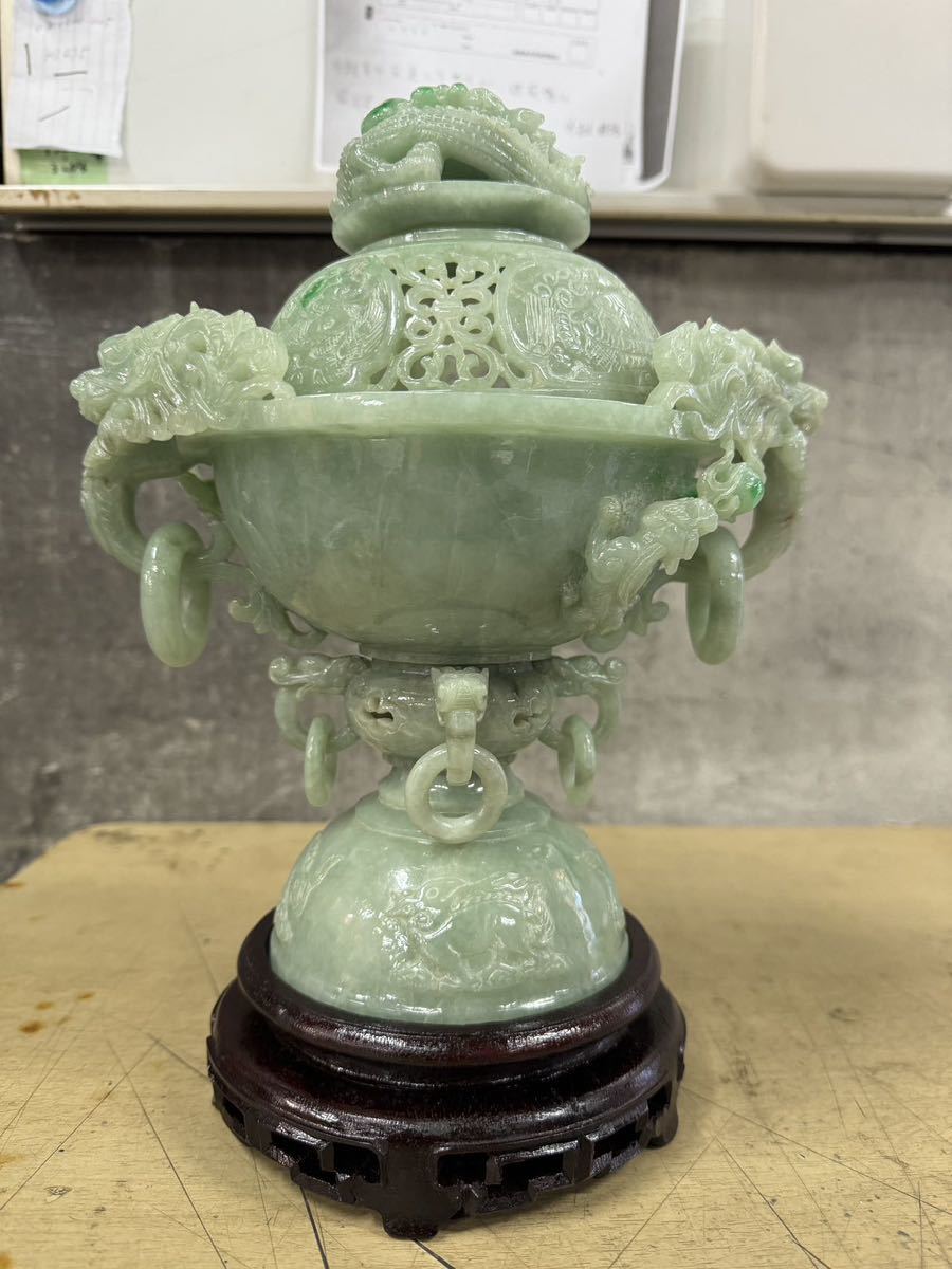 中国古玩 唐物 緑砡石 翡翠 置物 香炉です。 - 工芸品