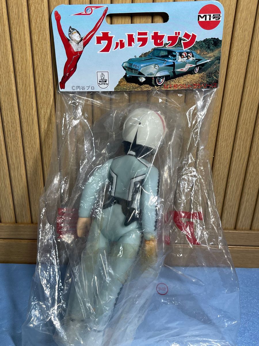 新品未開封 昭和レトロ 当時物 M1号ソフビ アンヌ隊員 新品未開封 昭和レトロ 当時物 M1号ソフビ アンヌ隊員